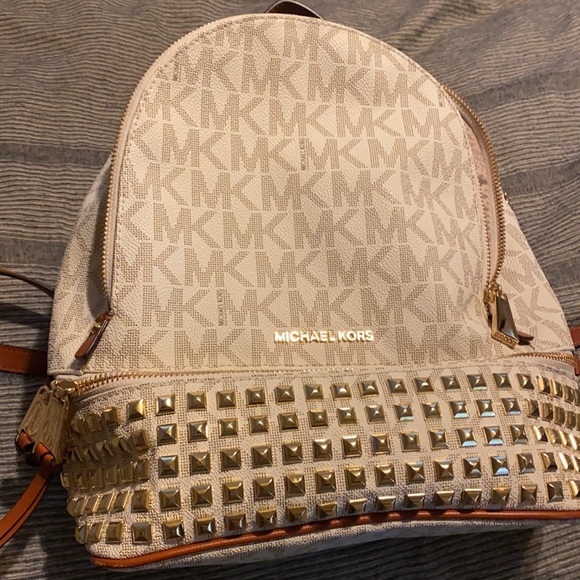 Michael kors backpack - Picture 1 of 6